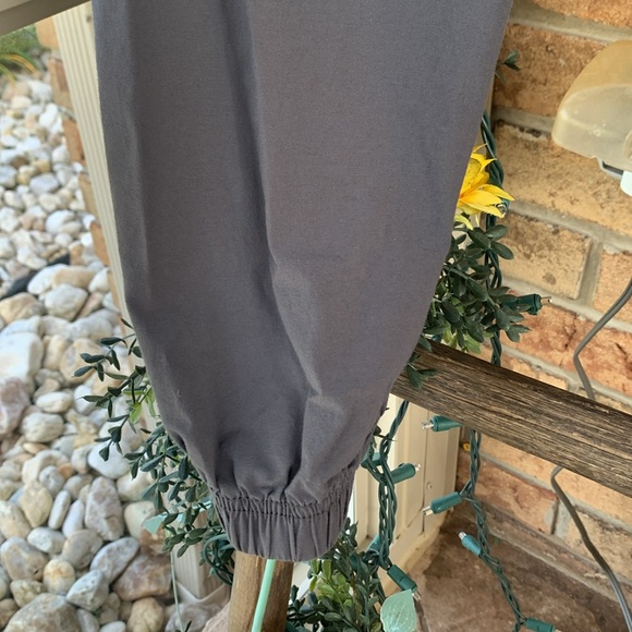 Calia XS Gray Cargo Pants with Elastic Waistband and Relaxed Fit - Picture 6 of 6